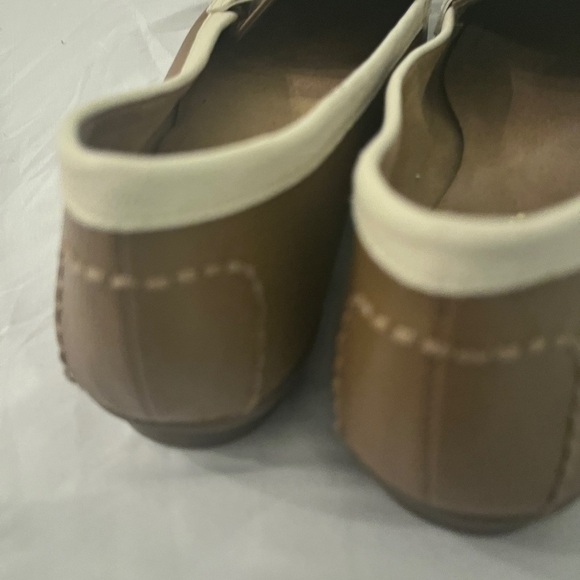 Stylish   M2  Stitch & Turn LoafersTan and White - Picture 6 of 14